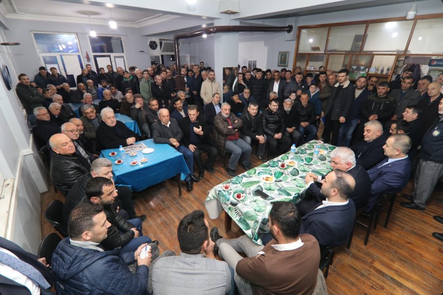 Başkan Rahmi Şengül, mahallelere müjdelerle gidiyor
