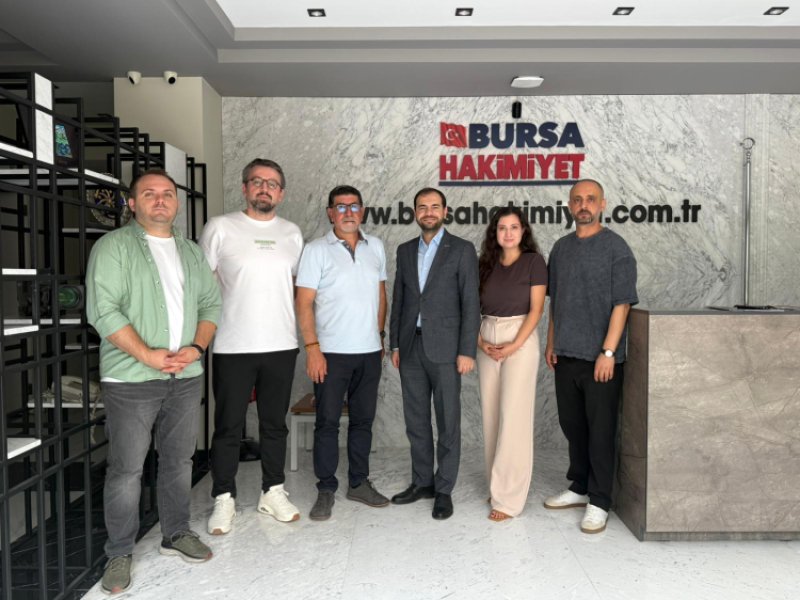 Celal Sönmez uyudu, yeni sahipleri yaptı