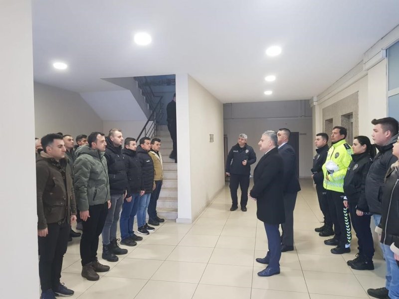 Zonguldak'ta 40 polis memuru deprem bölgesine hareket etti